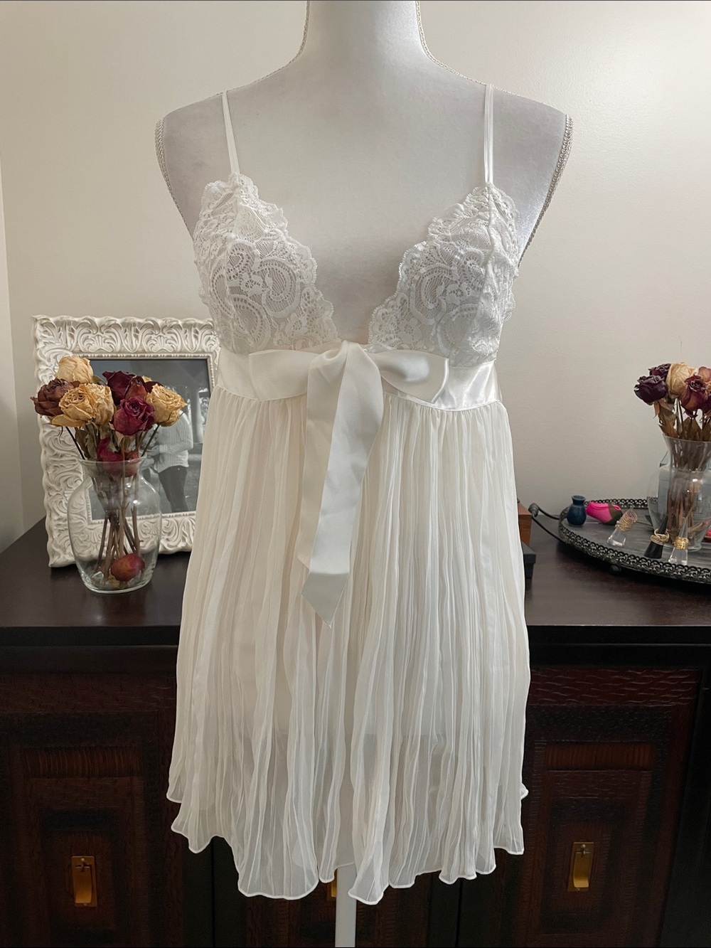 2011 Victoria's Secret babydoll Slip size Medium